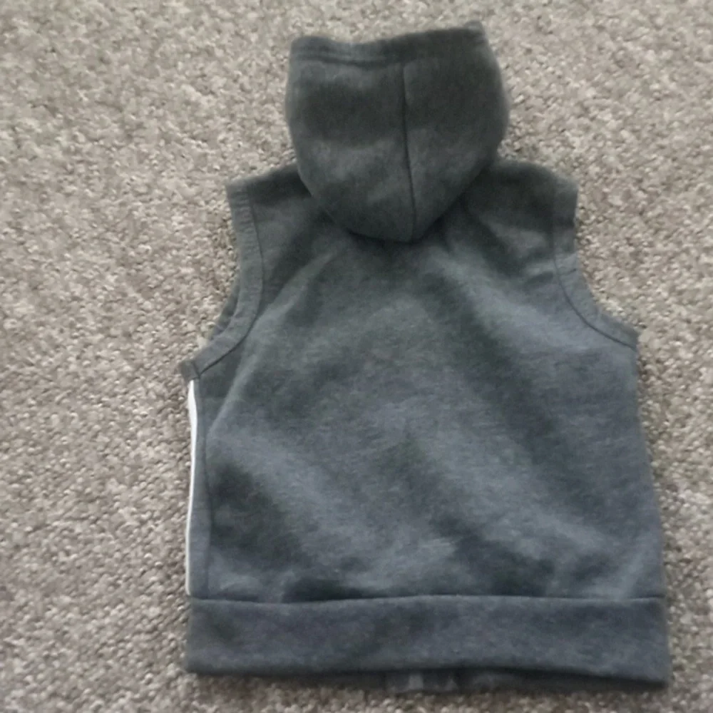 PRO Athlete Hooded Vest. 2T